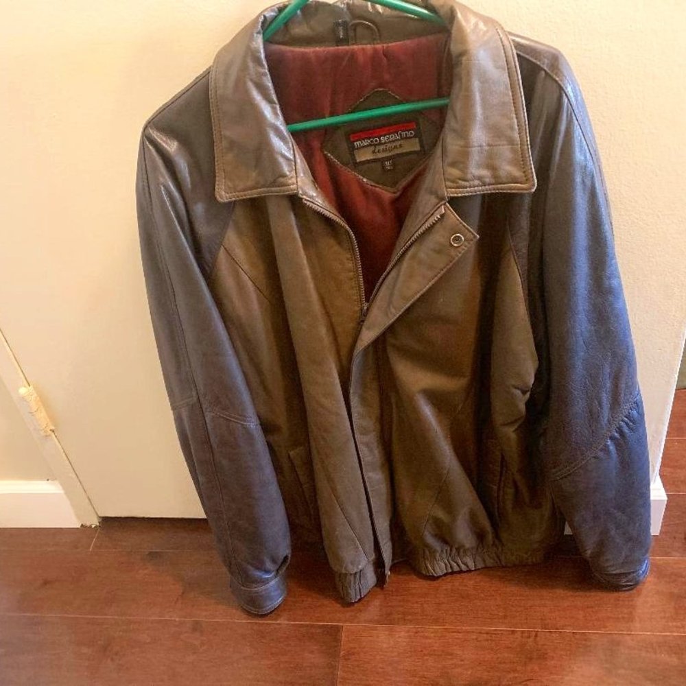 Men's Leather Jacket (excellent condition)